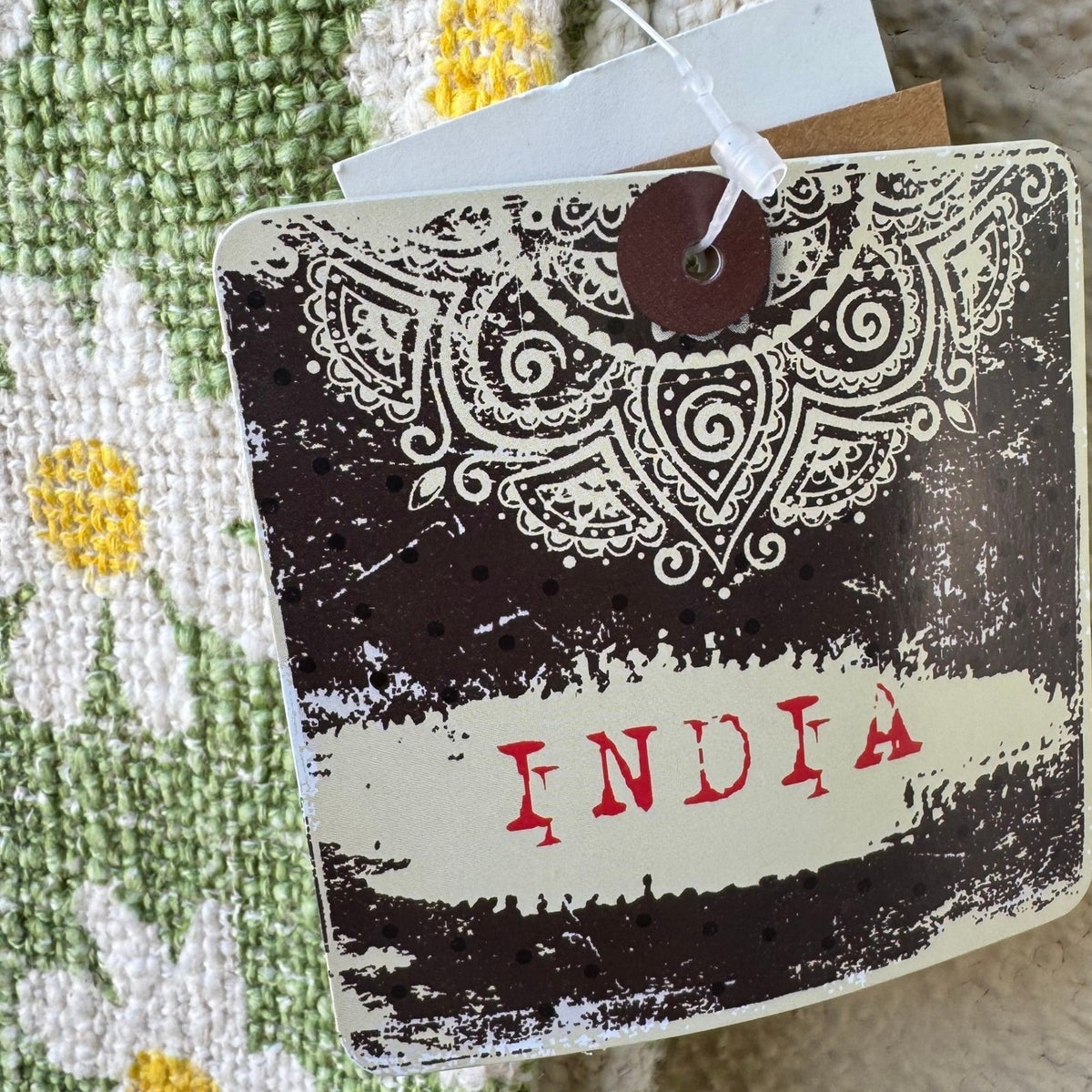India Artisans Daisy Floral Stonewashed Woven Throw Blanket Green 50x60 NEW