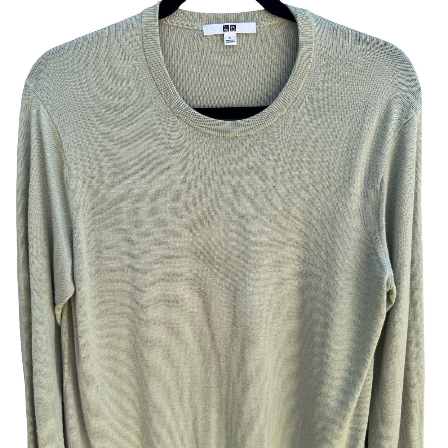 Uniqlo Minimalist 100% Wool Quiet Luxury Sweater Fine Knit Merino Green Womens L