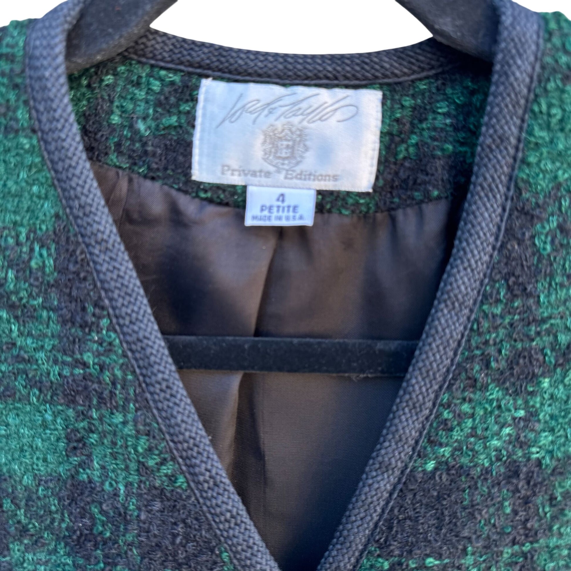 Lord & Taylor Vintage Plaid Green & Black Cropped Wool Jacket 4P With Gold Buttons