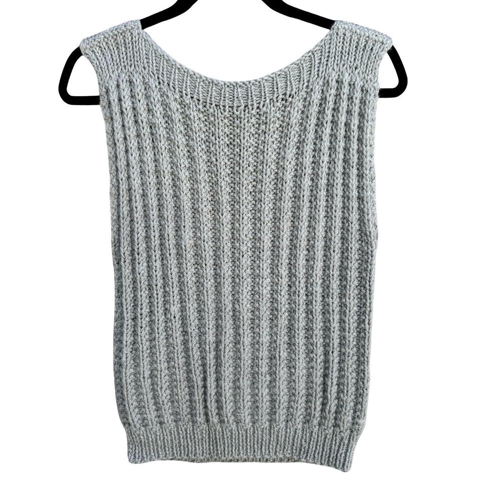 Handmade Gray Chunky Ribbed Knit Sweater Vest Scoop Neck Sleeveless Top Cottage