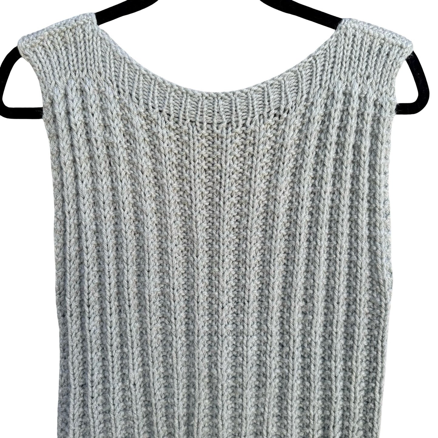 Handmade Gray Chunky Ribbed Knit Sweater Vest Scoop Neck Sleeveless Top Cottage