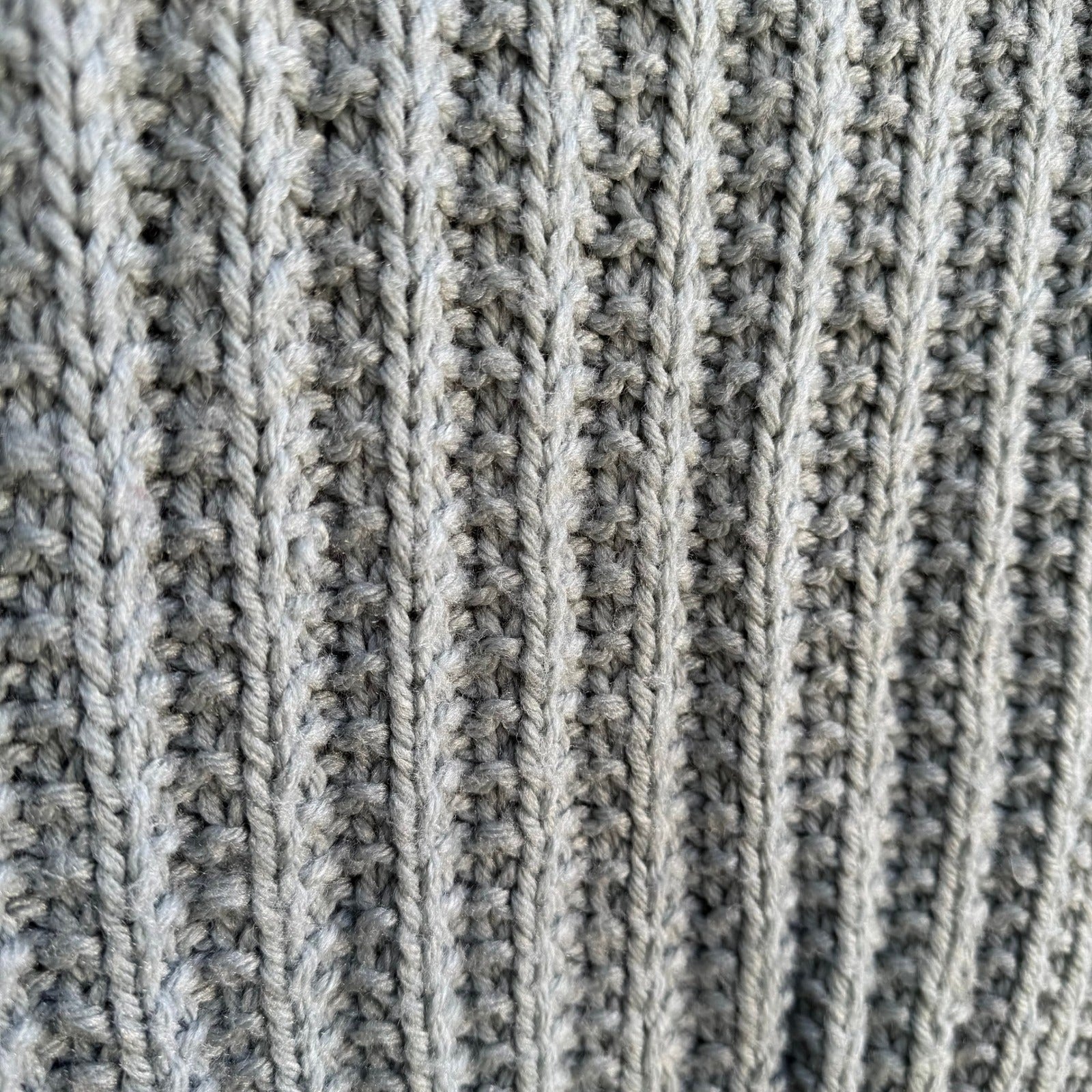 Handmade Gray Chunky Ribbed Knit Sweater Vest Scoop Neck Sleeveless Top Cottage
