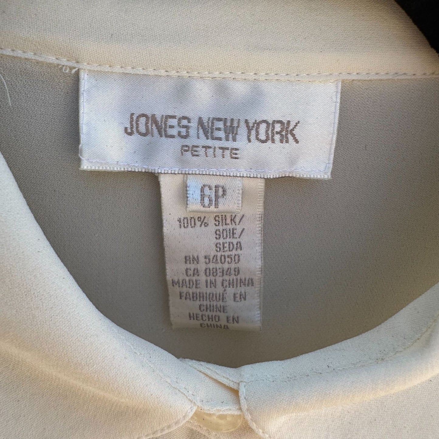 Jones New York Petite Vintage Silk Ivory Button-Up Long Sleeve Preppy Blouse 6P