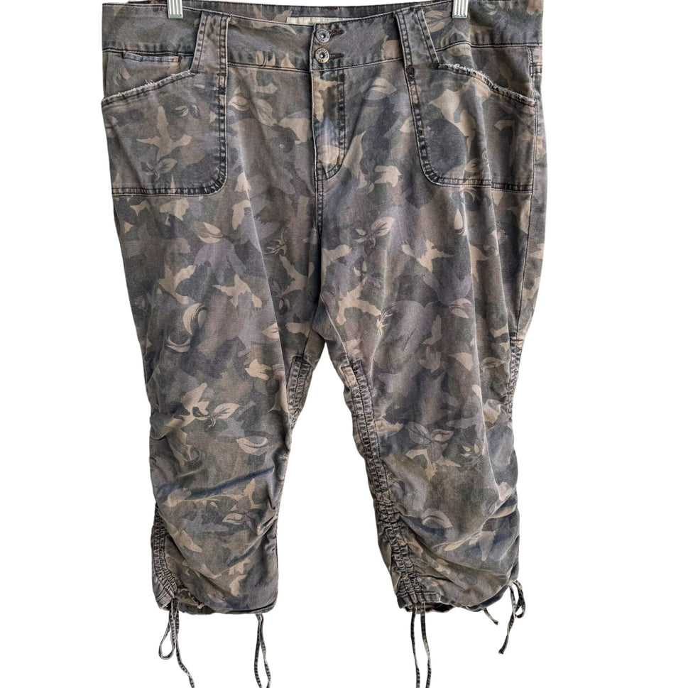 Bubblegum Vintage Y2K Womens Camouflage Drawstring Hem Cargo Capri Pants 20