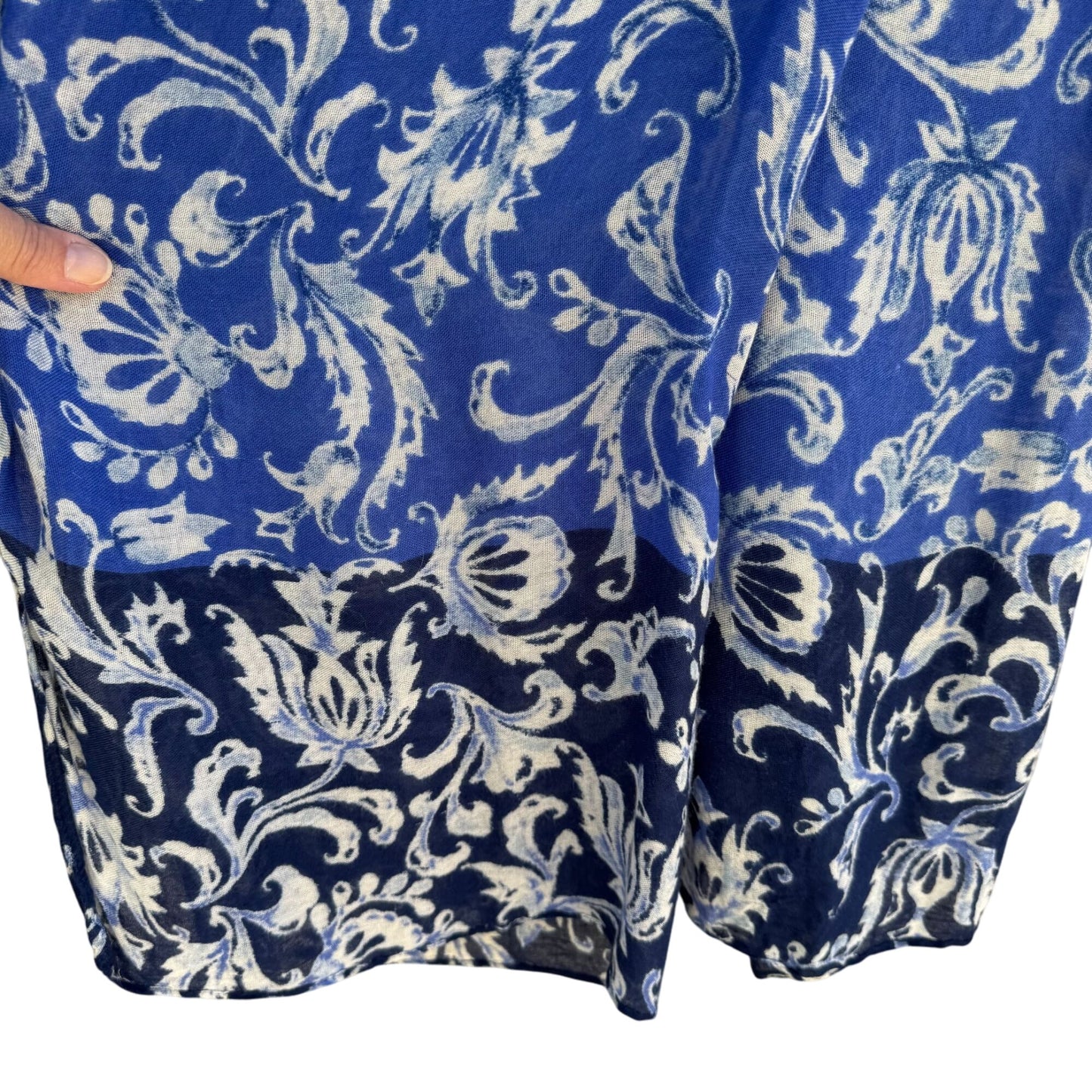 Isaac Mizrahi Womens Delft Blue Floral Boho Rectangle Old Money Scarf Wrap Shawl