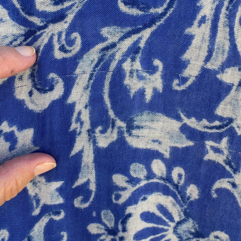 Isaac Mizrahi Womens Delft Blue Floral Boho Rectangle Old Money Scarf Wrap Shawl