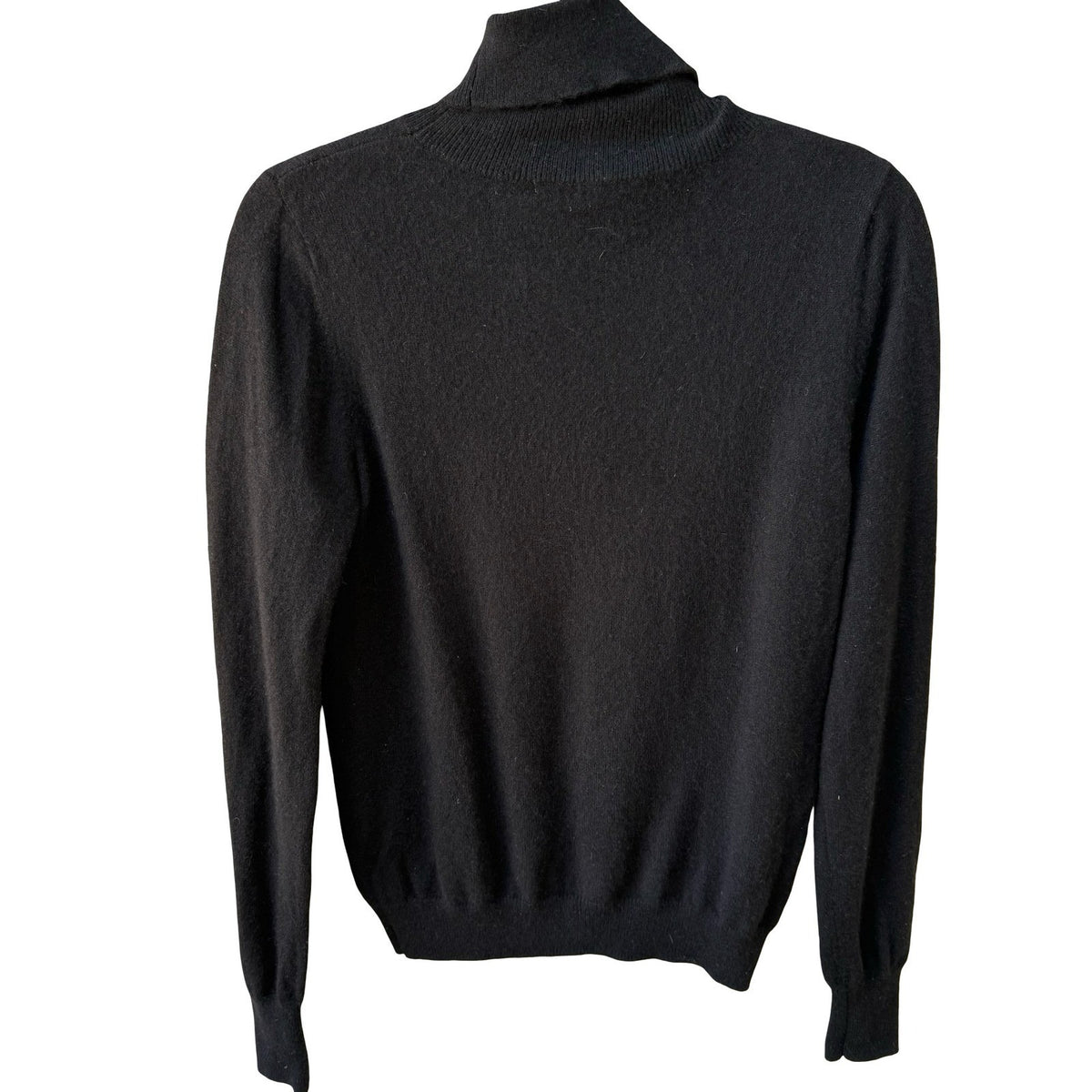 Karen Thomas 100% Cashmere Quiet Luxury Minimalist Preppy Turtleneck Sweater M