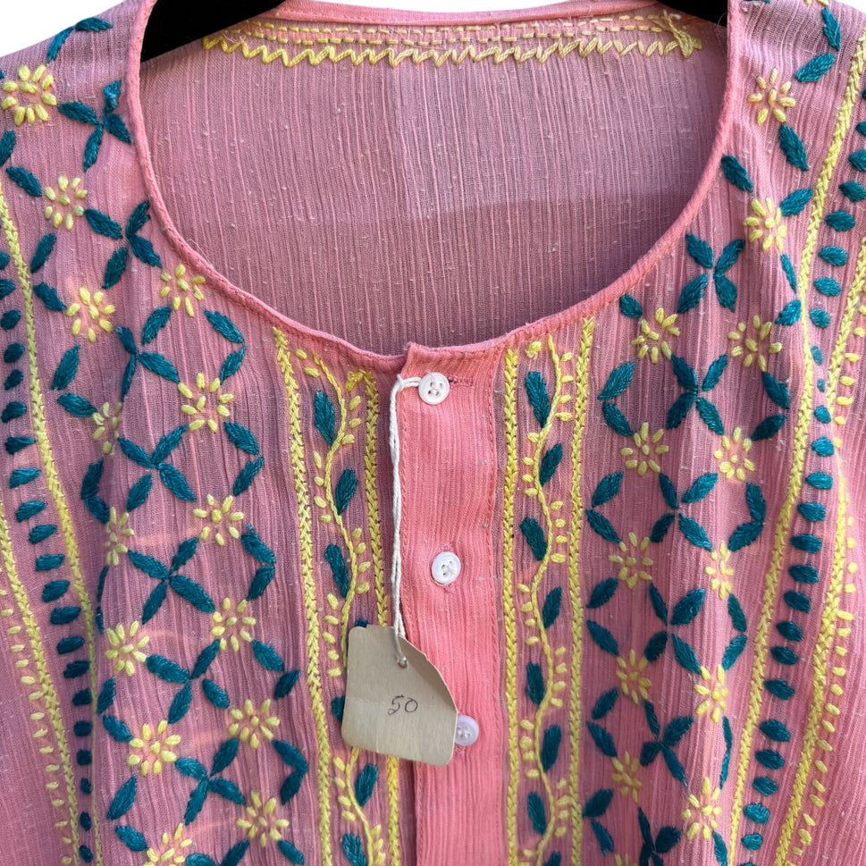 Vintage Womens Pink Floral Embroidered Madras 3/4 Sleeve Boho Chic Tunic Blouse