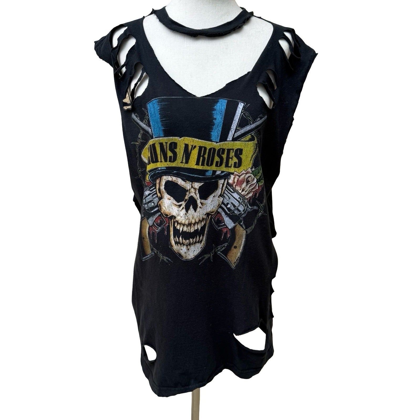 Bravado Guns N Roses Distressed Muscle Rocker Grunge Tee Skull Thrashed Shredded