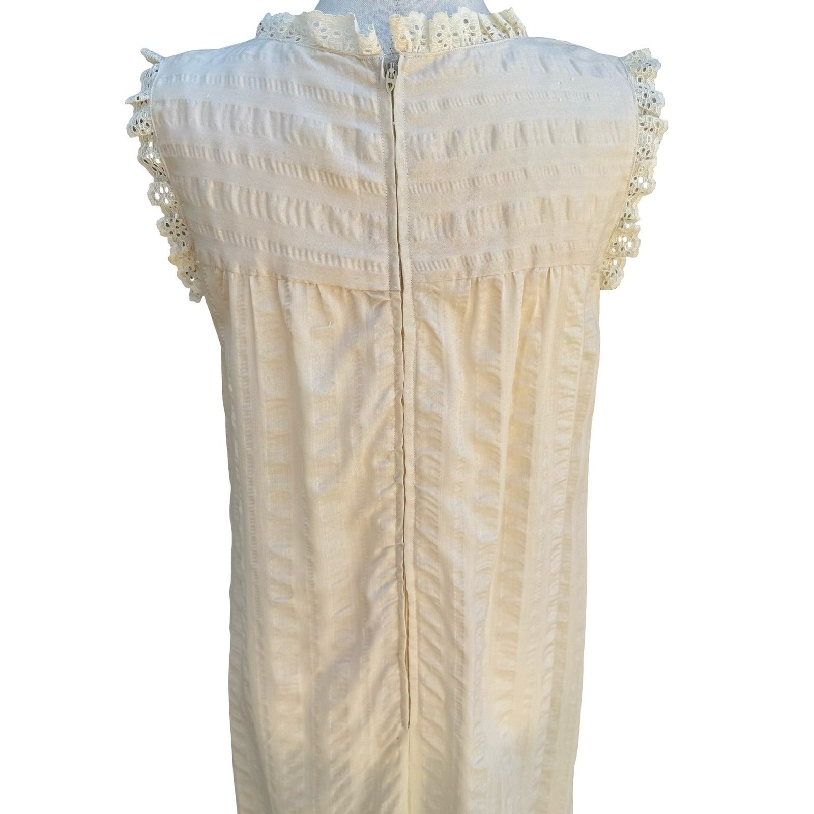 Vintage 70s Cream Eyelet Lace Prairie Midi Dress Sleeveless Romantic Cottagecore