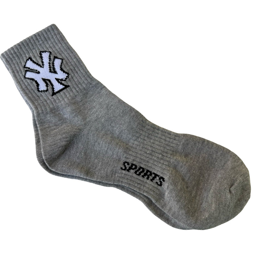 New York Yankees Grey Athletic Crew Socks Interlocking Logo Sports Graphic NEW