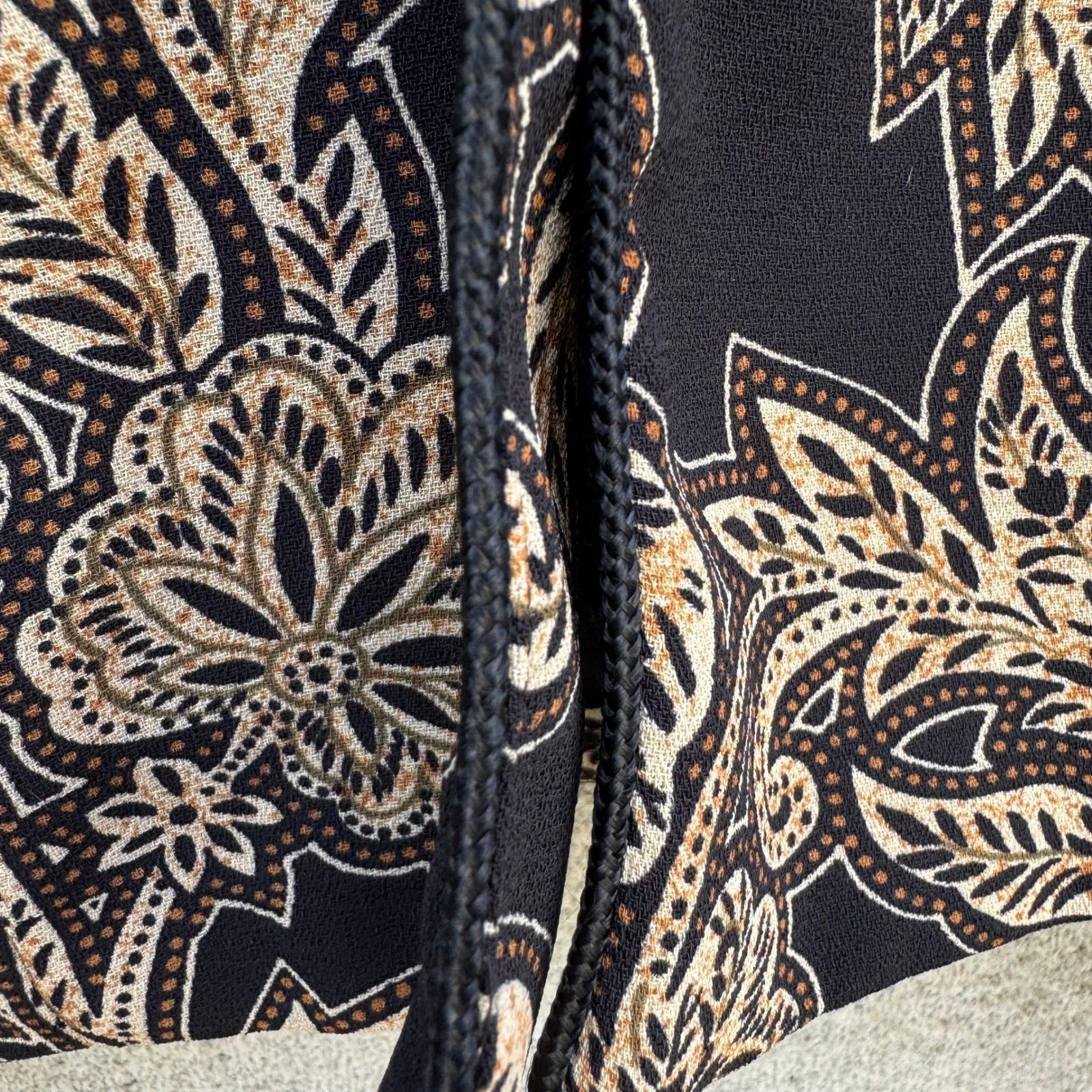 Liz Claiborne Petite Blazer Jacket Black Tan Floral Paisley Frog Button Size 4P