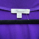 Switch 89th + Madison Purple V-Neck Short Sleeve Blouse Toggle Detail Large NEW Office 2 image