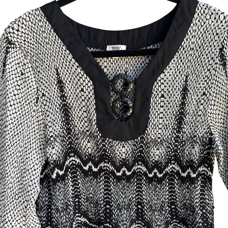 Nicola Petites Black White Snake Print Flared Sleeves V-Neckline Tunic Blouse PXL