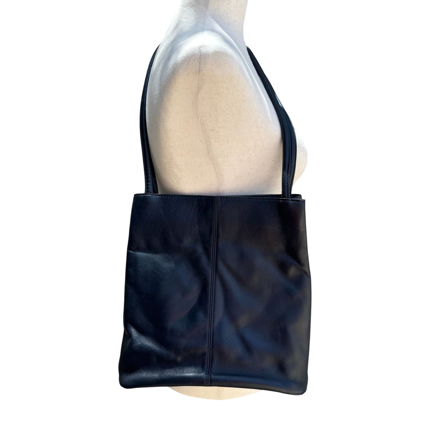 Giani Bernini Womens Navy Leather Dual Shoulder Strap Magnetic Closure Handbag