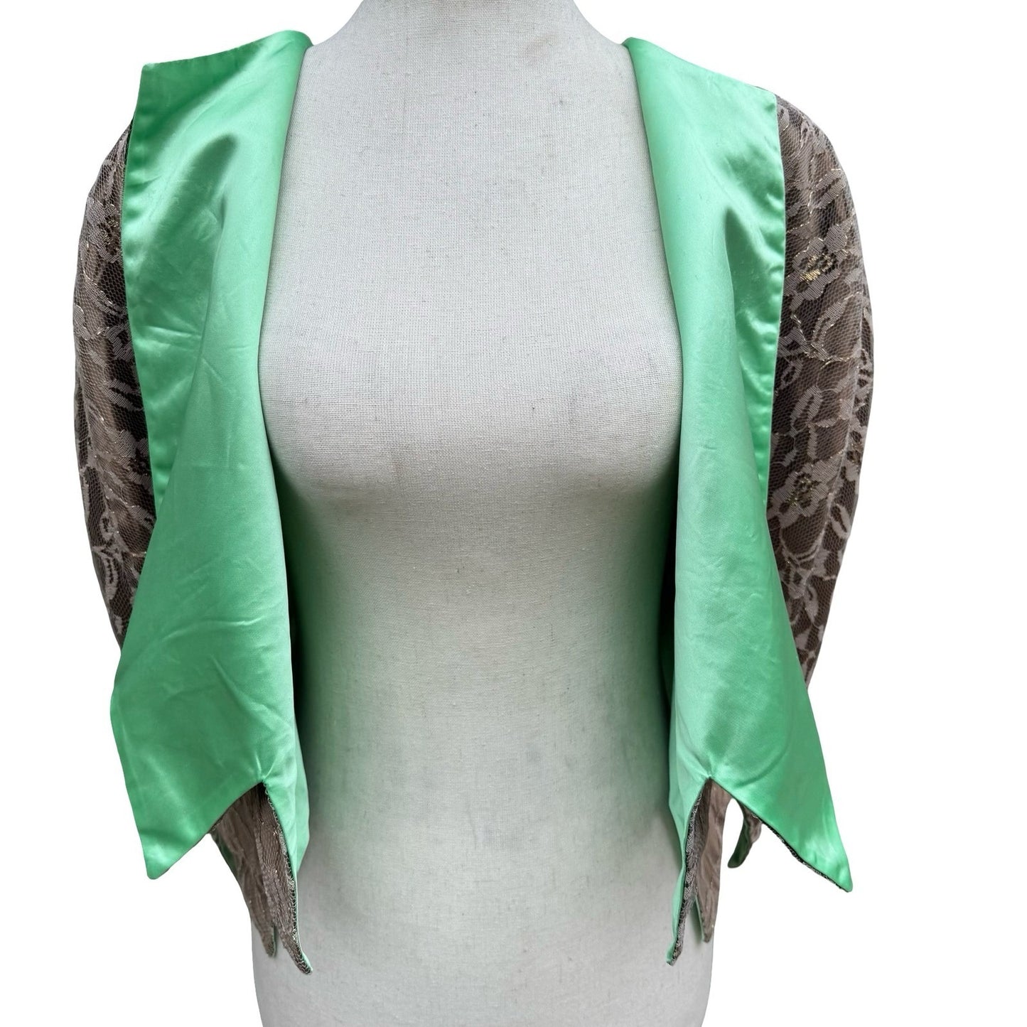 Vintage Handmade Floral Gold Metallic Lace Bolero Capelet Mint Green Lining Glam