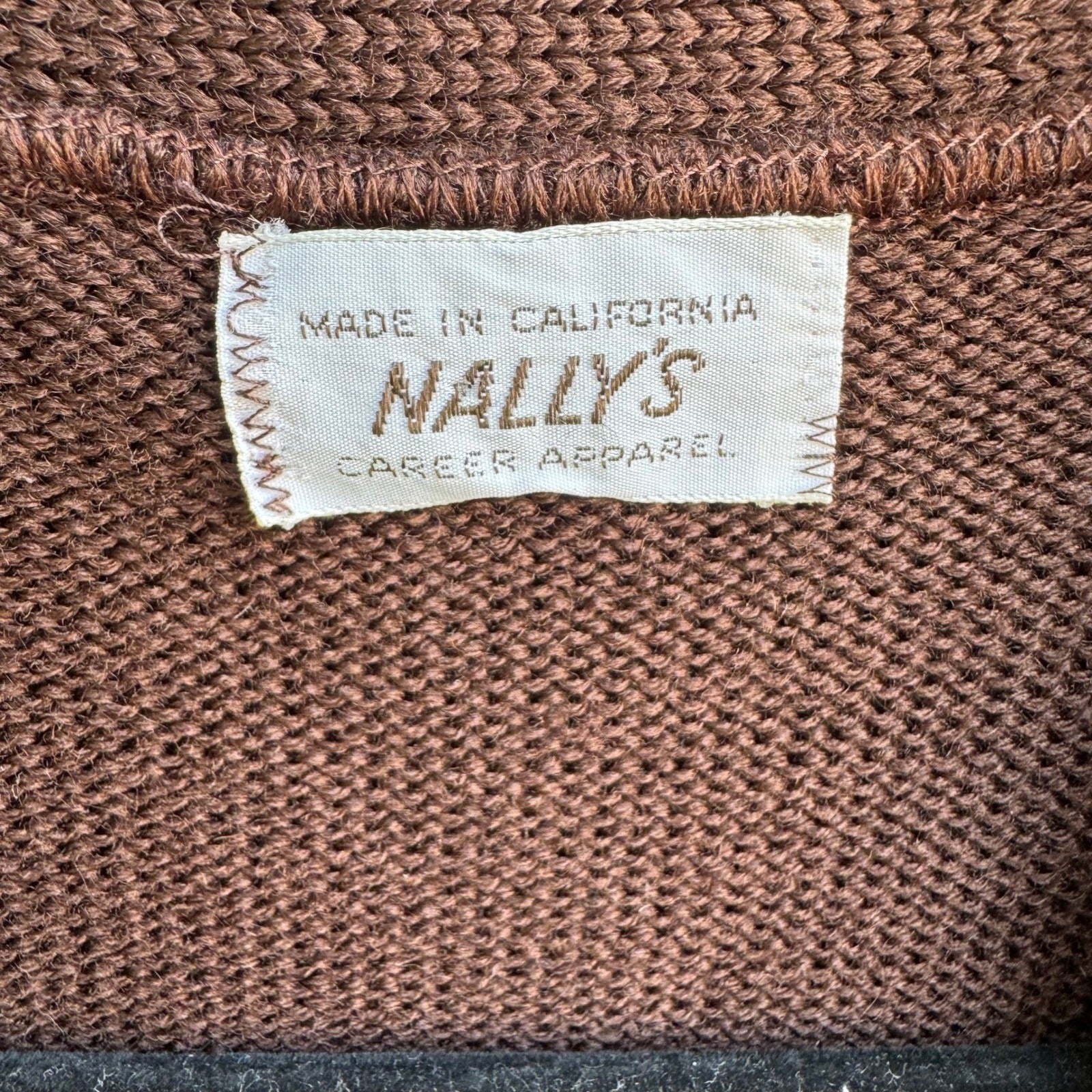 Nallys Career Apparel Vintage Brown Button Front V-Neck Cardigan Sweater Pockets