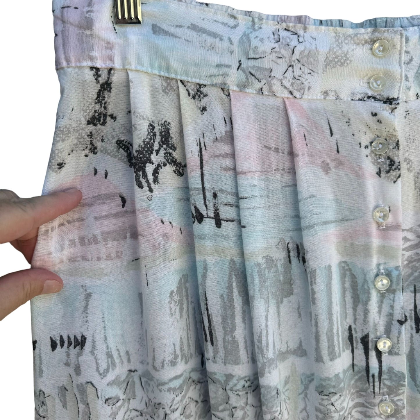 Women's Vintage Pleated Flowy Button Front Midi Skirt With Abstract Pastel Print