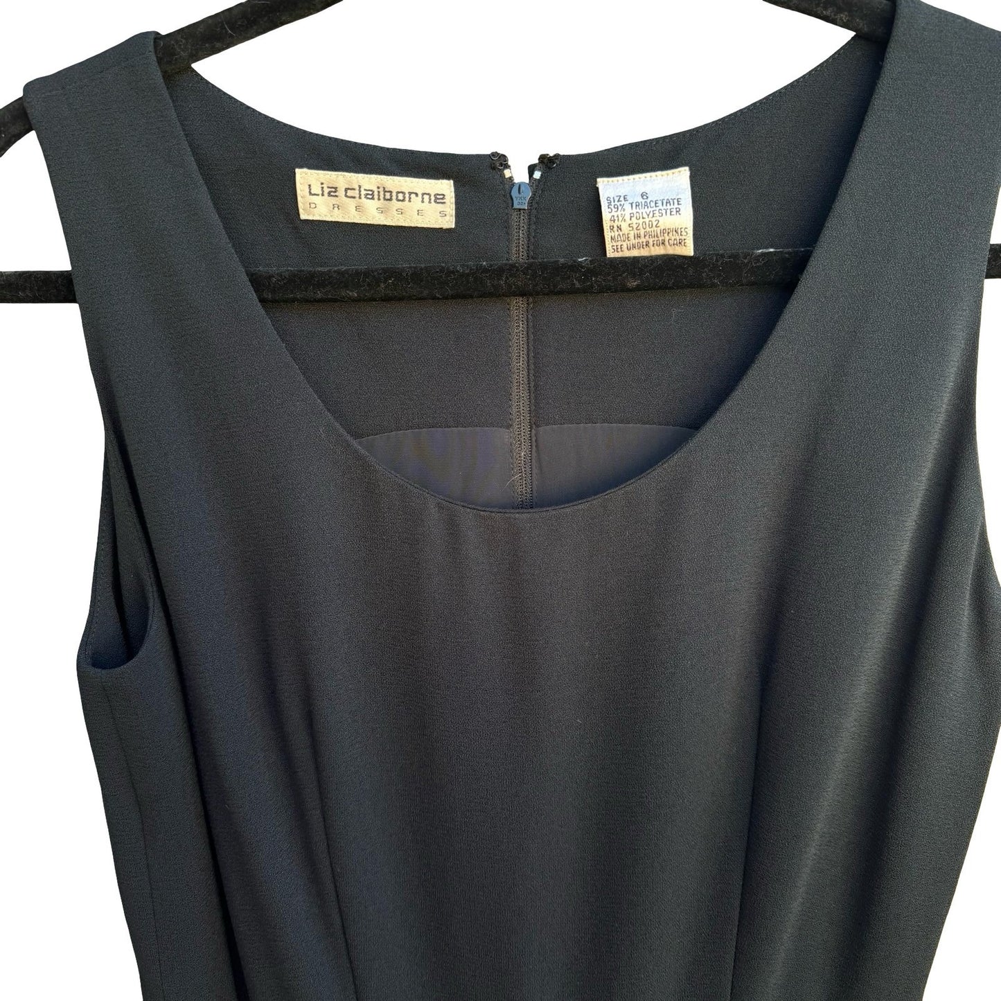 Liz Claiborne Vintage 90s Minimalist Cocktail Career Belted Sheath Dress LBD 6