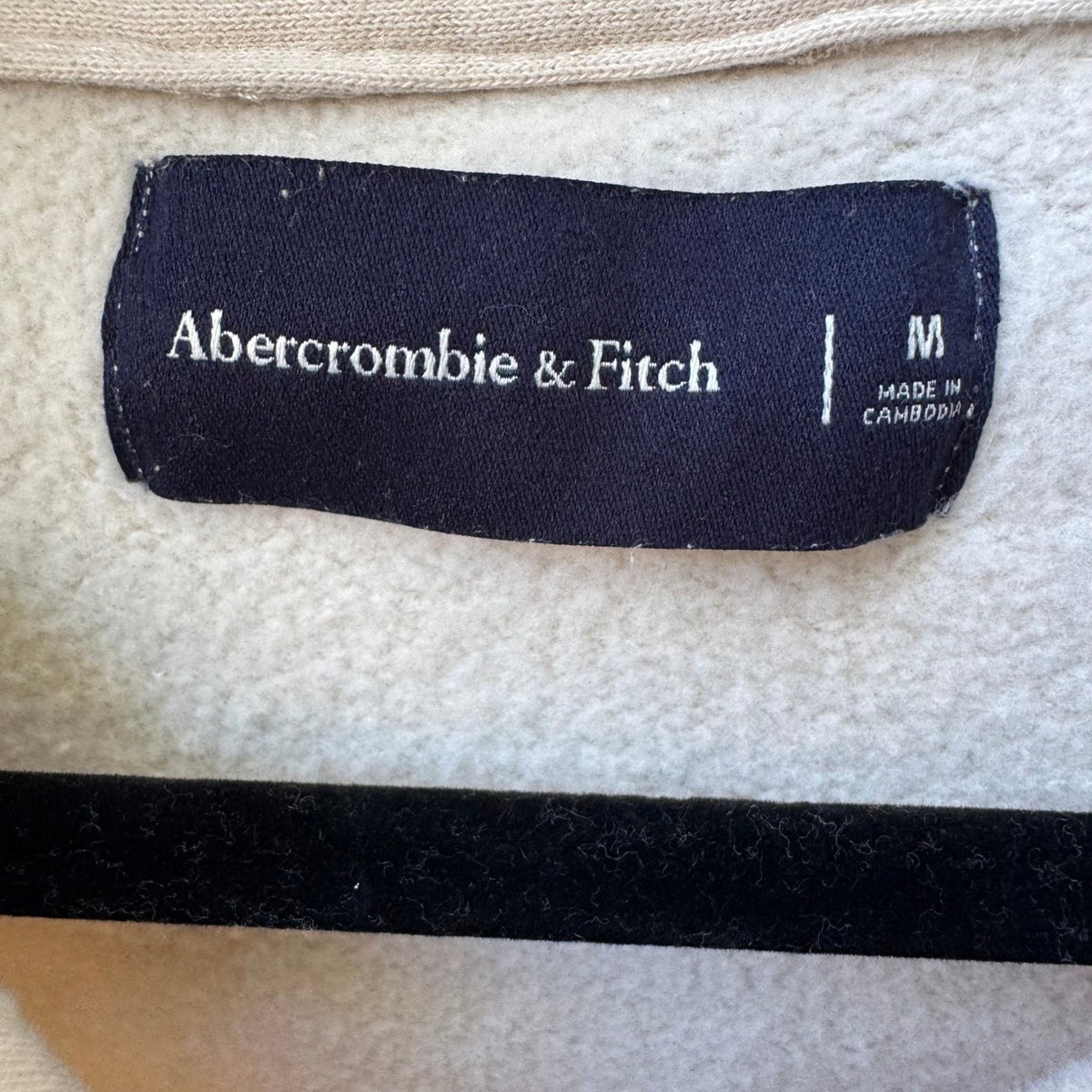 Abercrombie & Fitch Puff Print Embossed Logo Pullover Hoodie Cream Beige Mens M