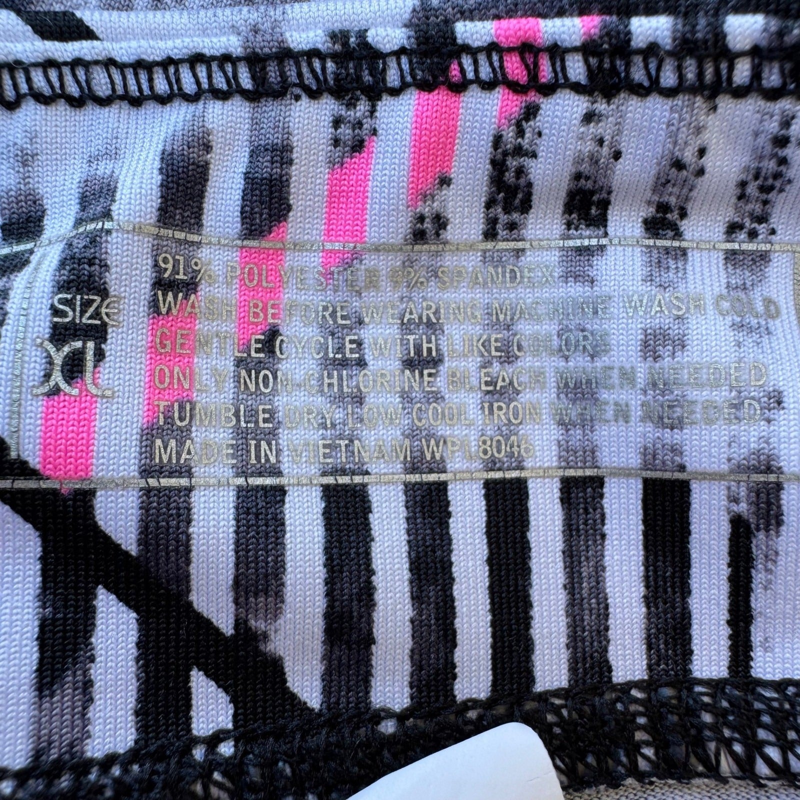 Ideology Athleisure Gym Yoga Workout Capri Leggings Black Abstract Geometric XL