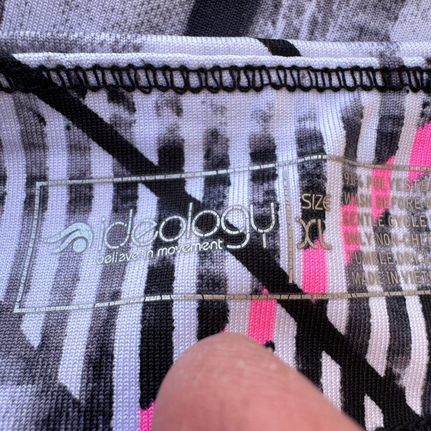 Ideology Athleisure Gym Yoga Workout Capri Leggings Black Abstract Geometric XL