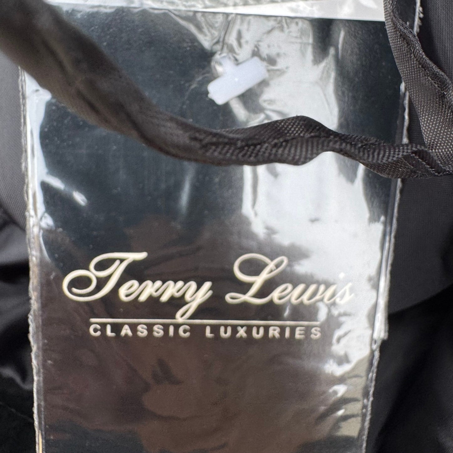 Terry Lewis Classic Luxuries Black Suede Leather Pants Petite 6P T4005-001 NEW