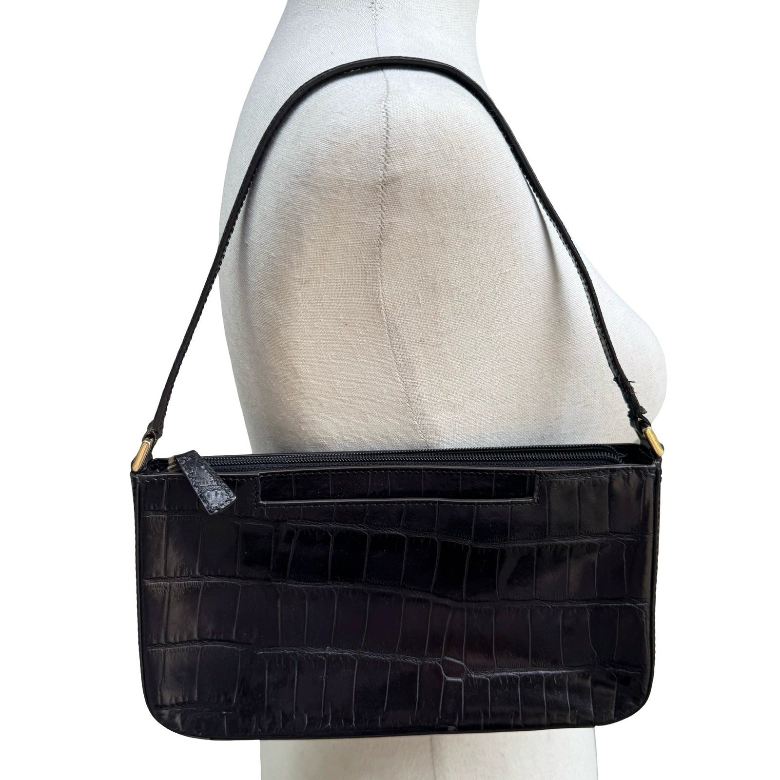 Adrienne Vittadini Y2K Minimalist Chic Black Croc Embossed Leather Shoulder Bag