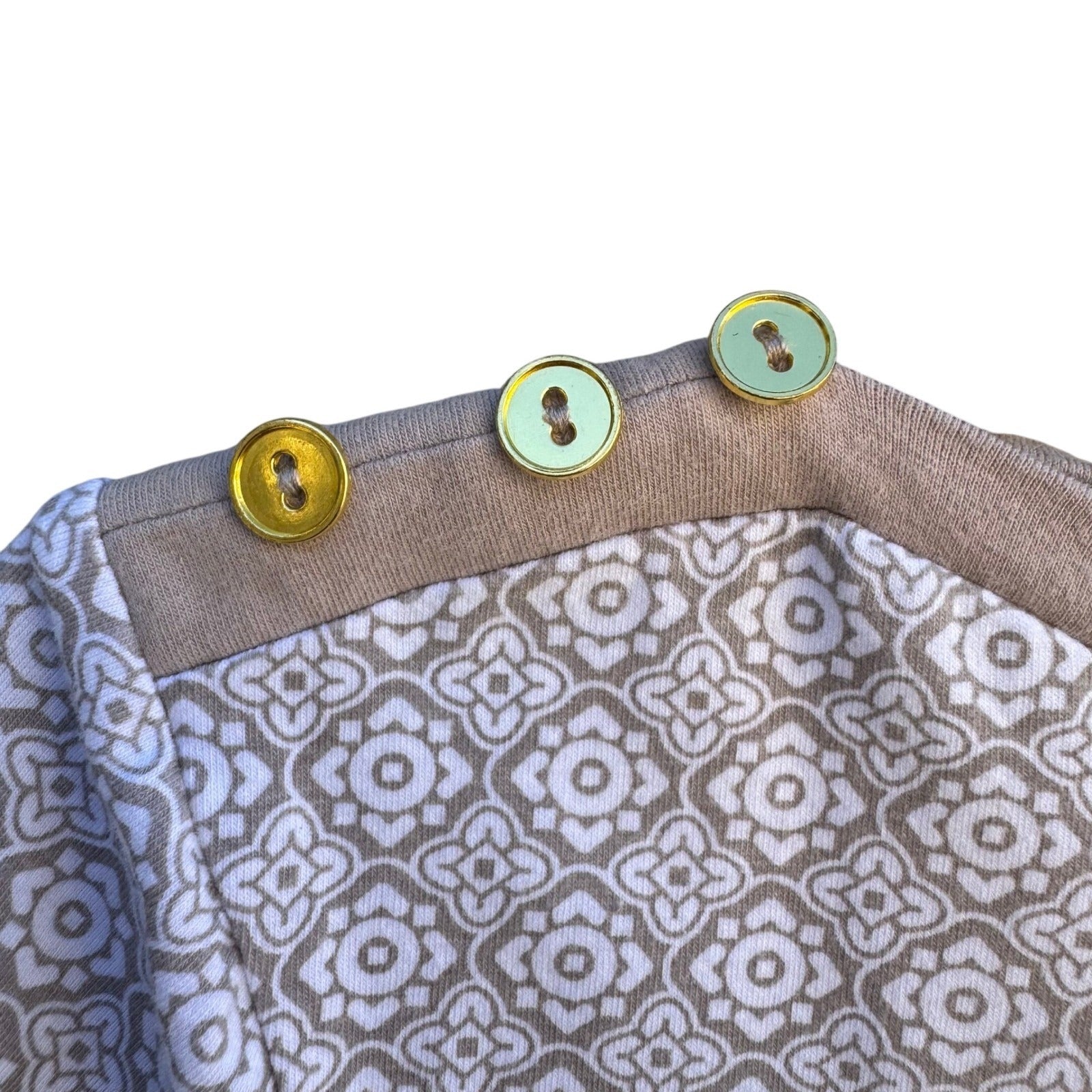 Diane Gilman DG2 Women Tan Geometric Tile Print Boat Neck Button Shoulder Top XS