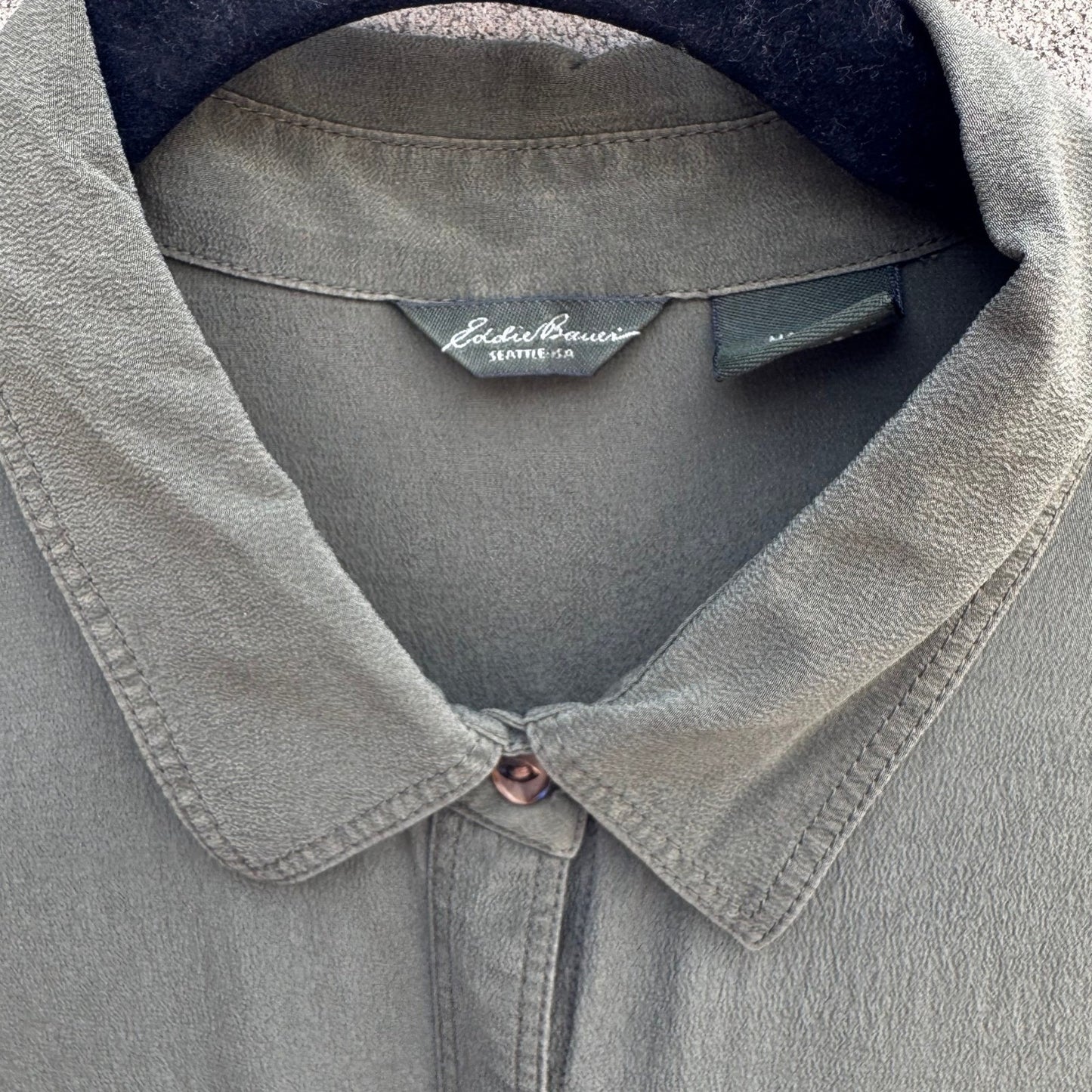Eddie Bauer 100% Silk Quiet Luxury Utility Shirt Earthy Green Roll Tab Sleeve M