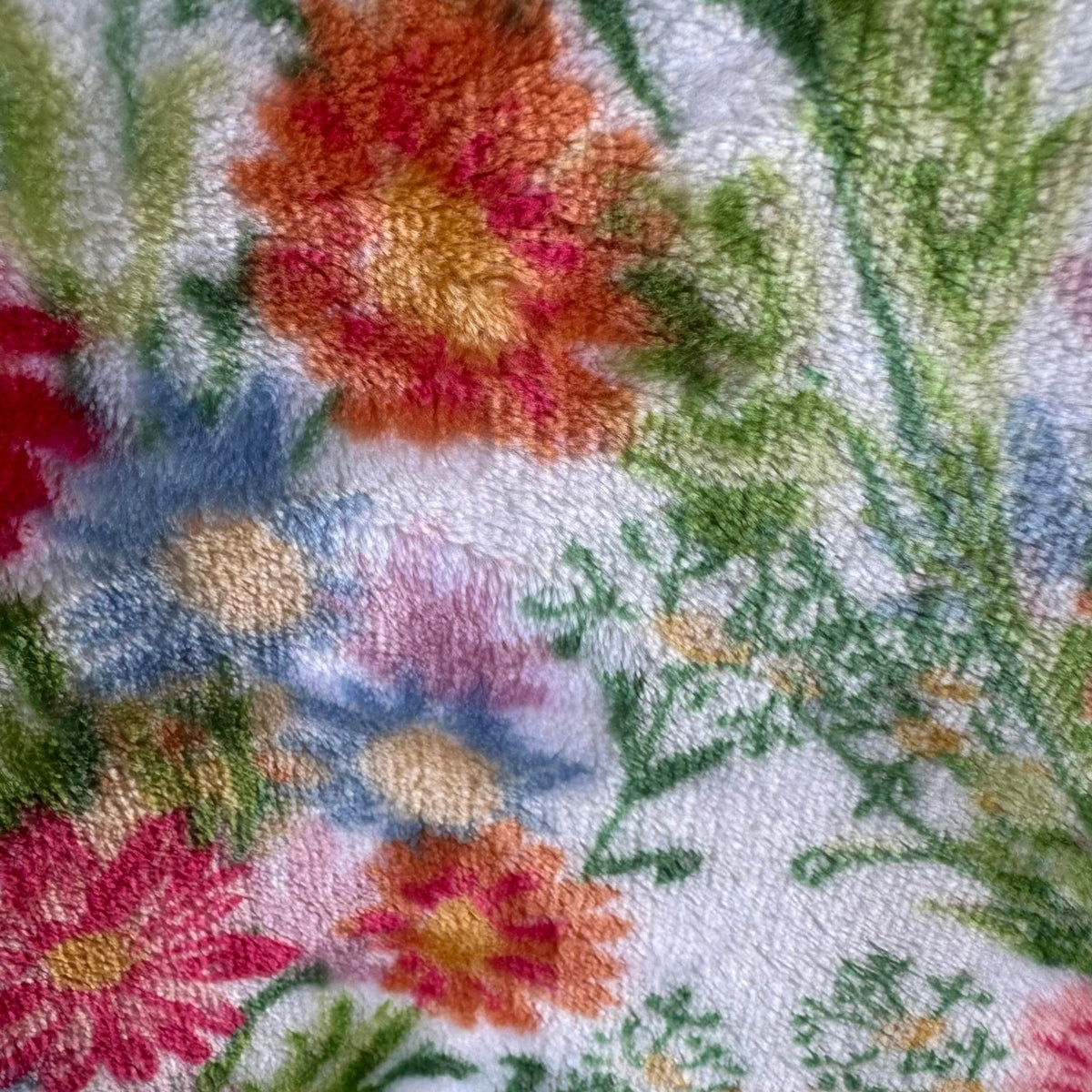 Berkshire Farmhouse Floral Wildflower Plush Throw Blanket Multicolor 50x70 NEW
