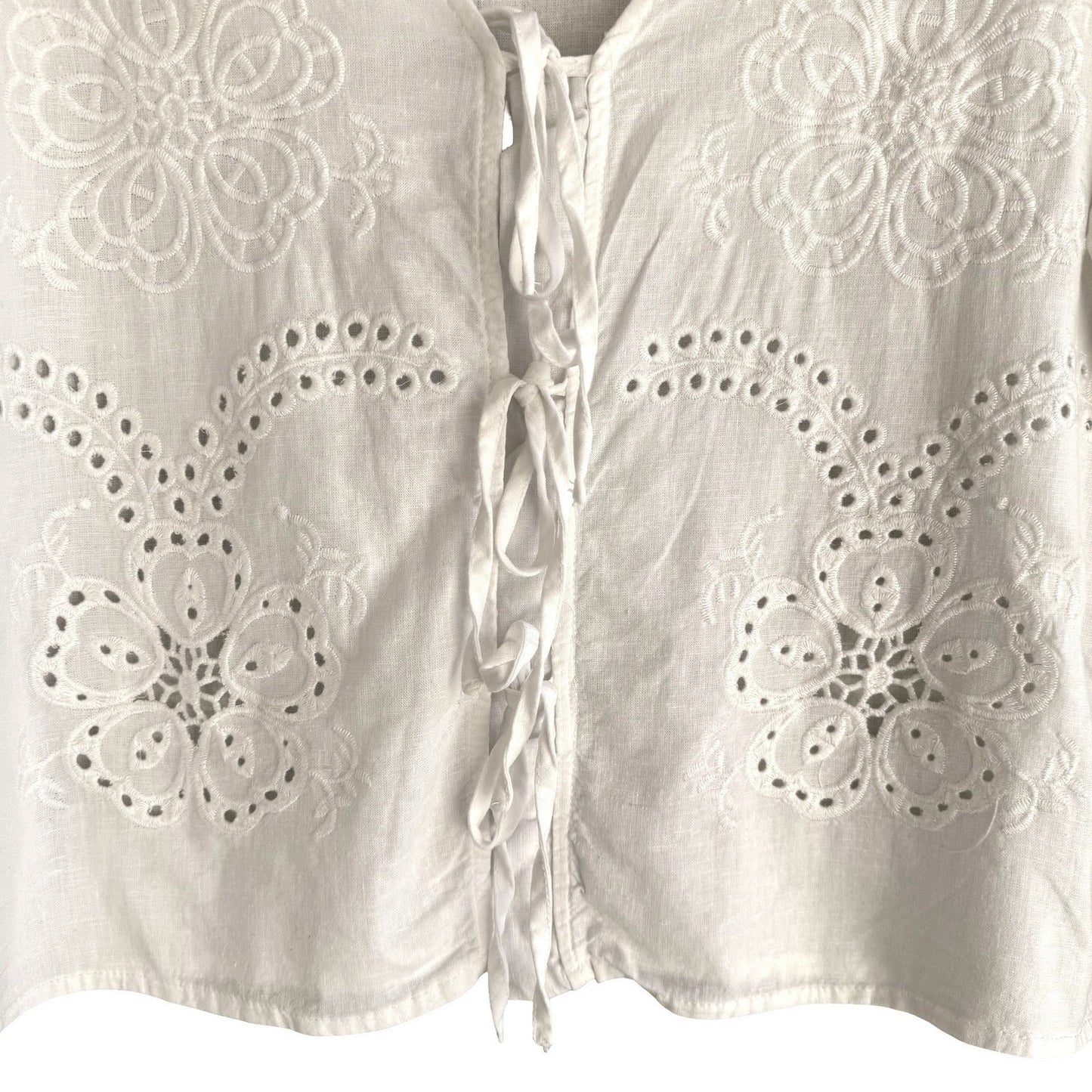 Christian Siriano Linen Eyelet Lace Up Blouse Coastal White XS Cottage Bohemian