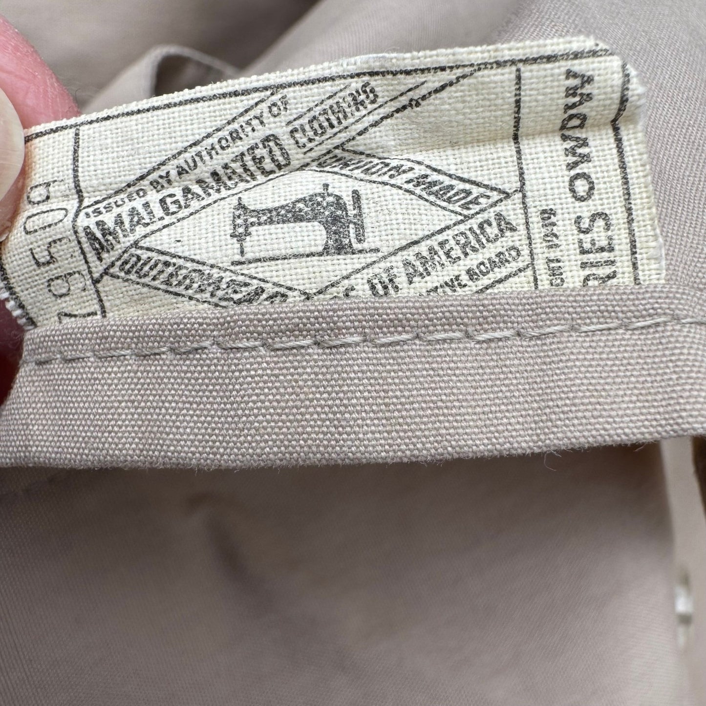 London Fog Maincoats Vintage Tan Trench Coat 44 Long Mens Mac Jacket USA Made