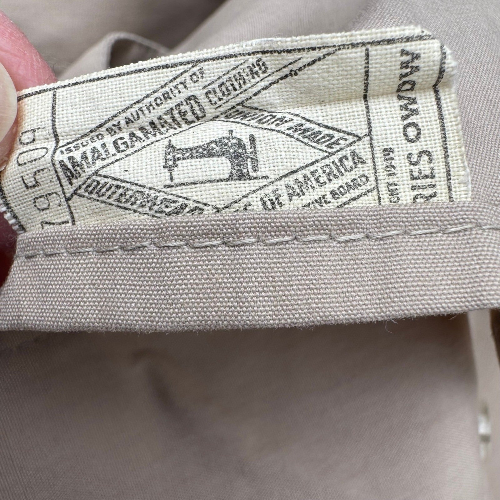 London Fog Maincoats Vintage Tan Trench Coat 44 Long Mens Mac Jacket USA Made