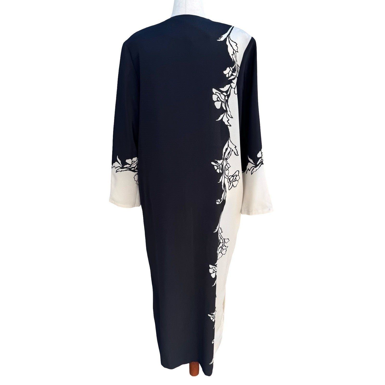 Raza New York Black White Floral Graphic Maxi Dress Duster Housecoat Crepe Sze M