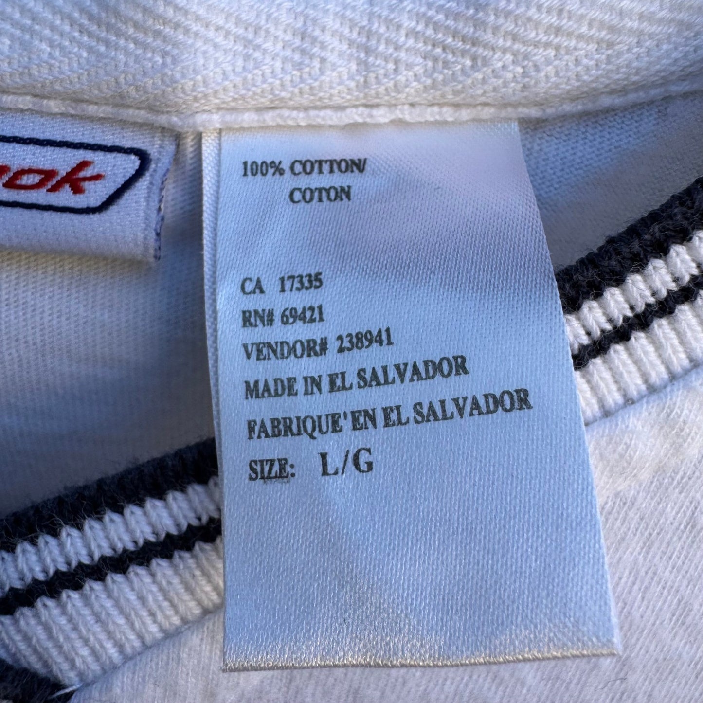 Reebok Vintage Y2K Sporty Athletic Preppy V-Neck Shirt Striped Trim White Mens L