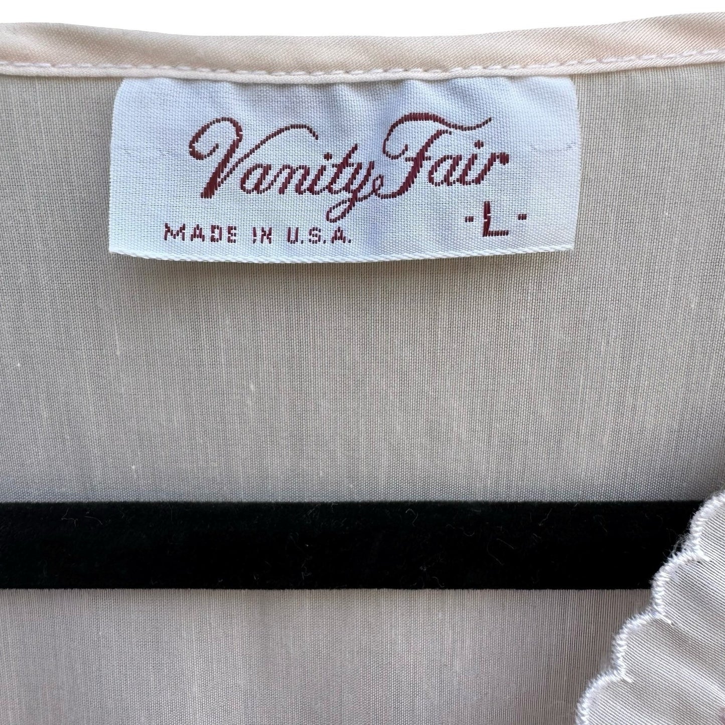 Vanity Fair Vintage 80s Pink Lace Pintuck Feminine Nightgown USA L Grandmacore