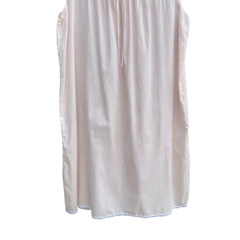 Vanity Fair Vintage 80s Pink Lace Pintuck Feminine Nightgown USA L Grandmacore