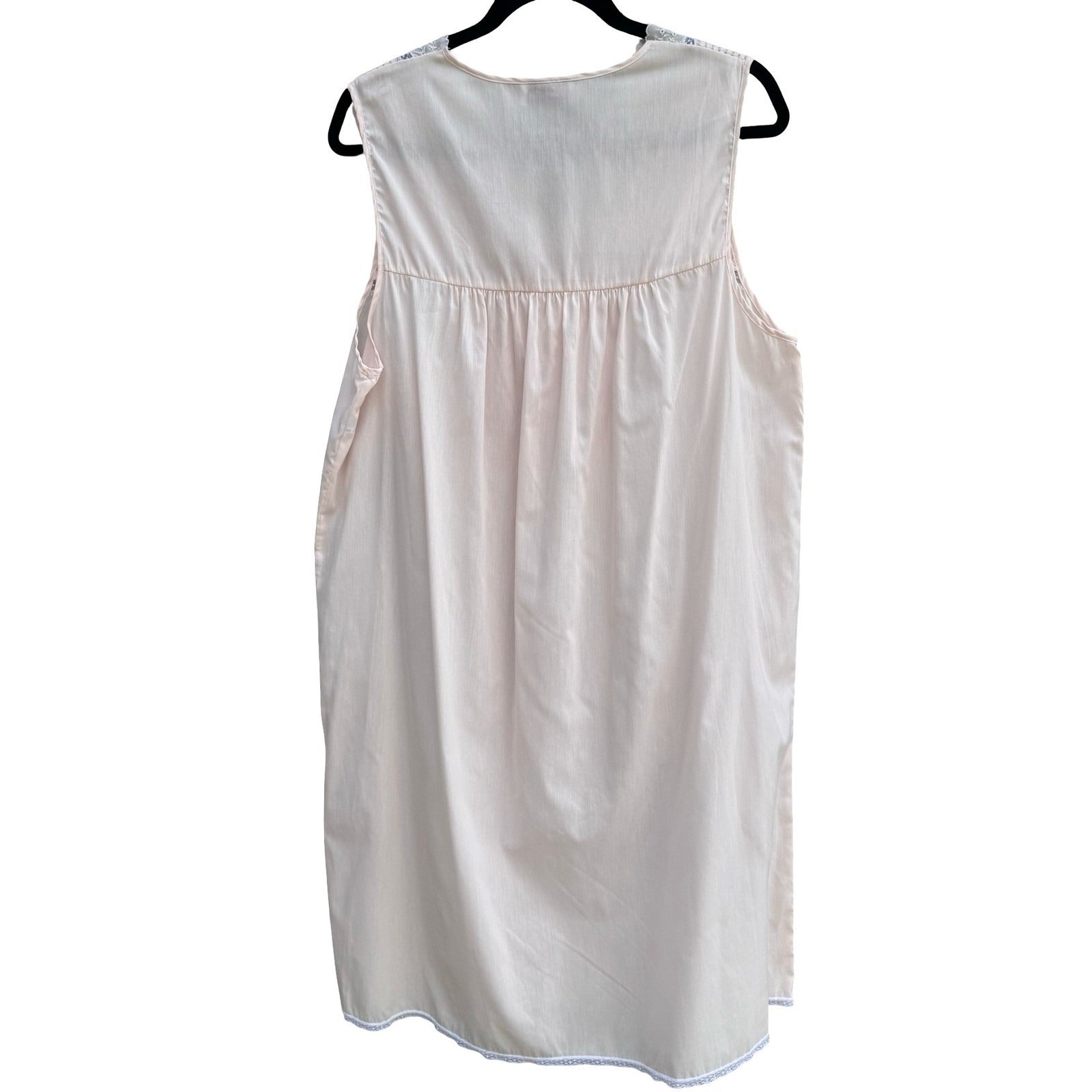 Vanity Fair Vintage 80s Pink Lace Pintuck Feminine Nightgown USA L Grandmacore