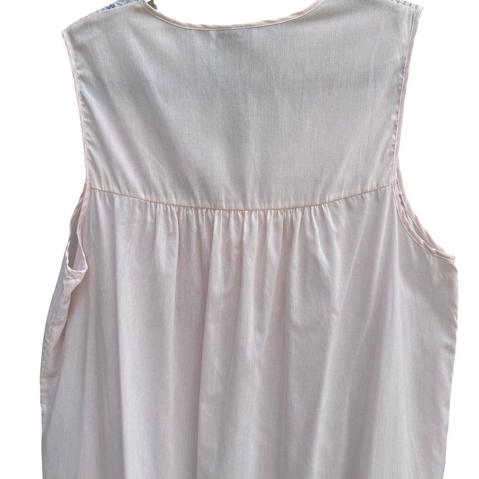 Vanity Fair Vintage 80s Pink Lace Pintuck Feminine Nightgown USA L Grandmacore