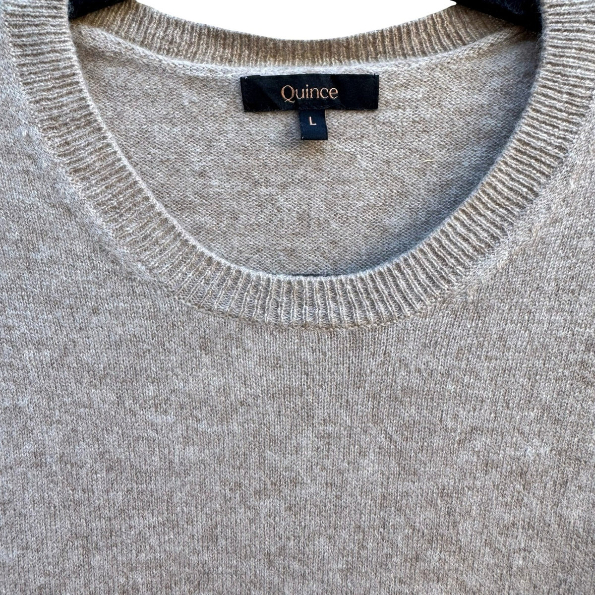 Quince Mongolian Cashmere Quiet Luxury Minimalist Preppy Cozy Sweater Oatmeal L