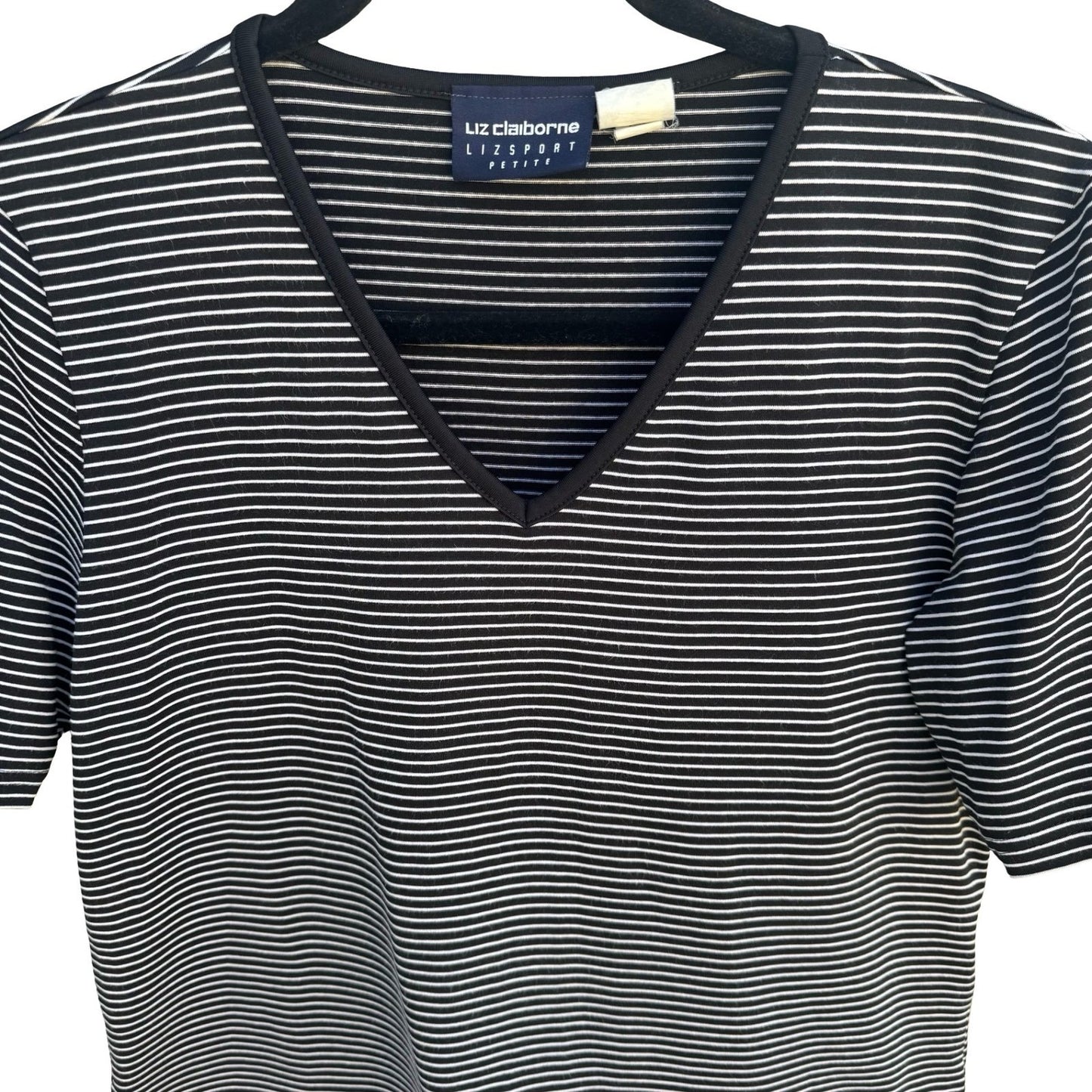 Liz Claiborne Vintage 80s 90s Cropped Black Striped V-Neck Short Sleeve Top PM