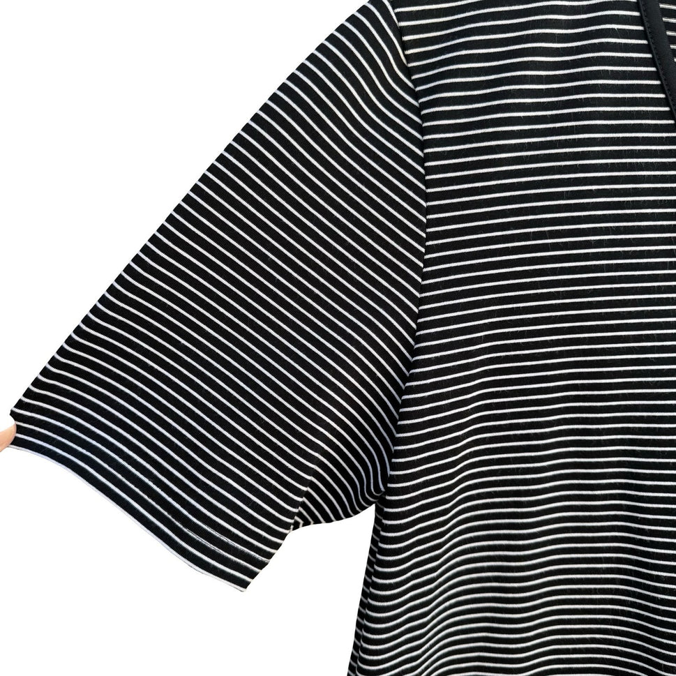 Liz Claiborne Vintage 80s 90s Cropped Black Striped V-Neck Short Sleeve Top PM