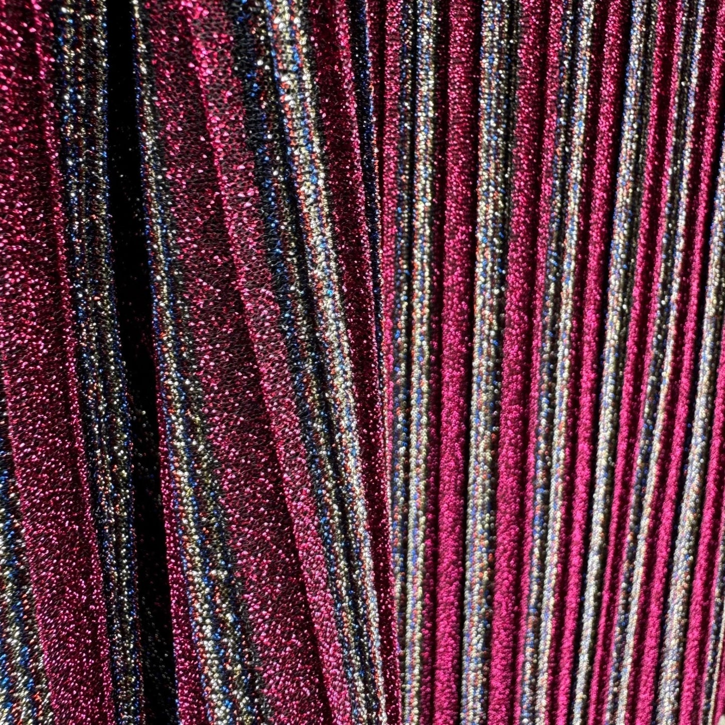 Evening by ECI Womens Large Magenta Metallic Striped Pleated Sleeveless Top NWT
