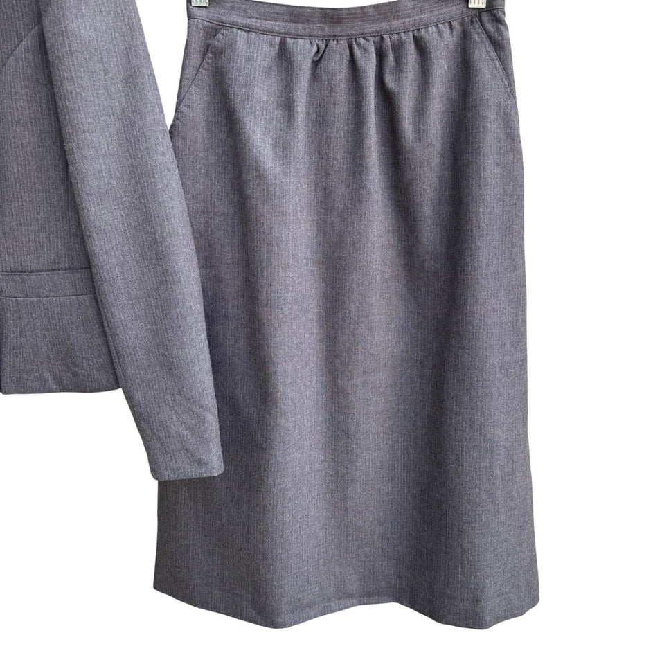 Haberdasher Vintage 70s Gray Red Pinstripe Wool Blend Skirt Suit Set Blazer XS