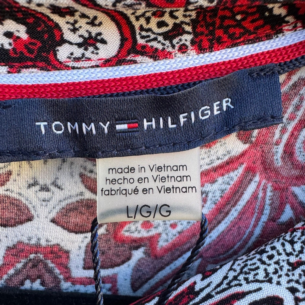 Tommy Hilfiger Preppy Paisley Tie Neck Pleated Sleeveless Blouse Red Women L NEW