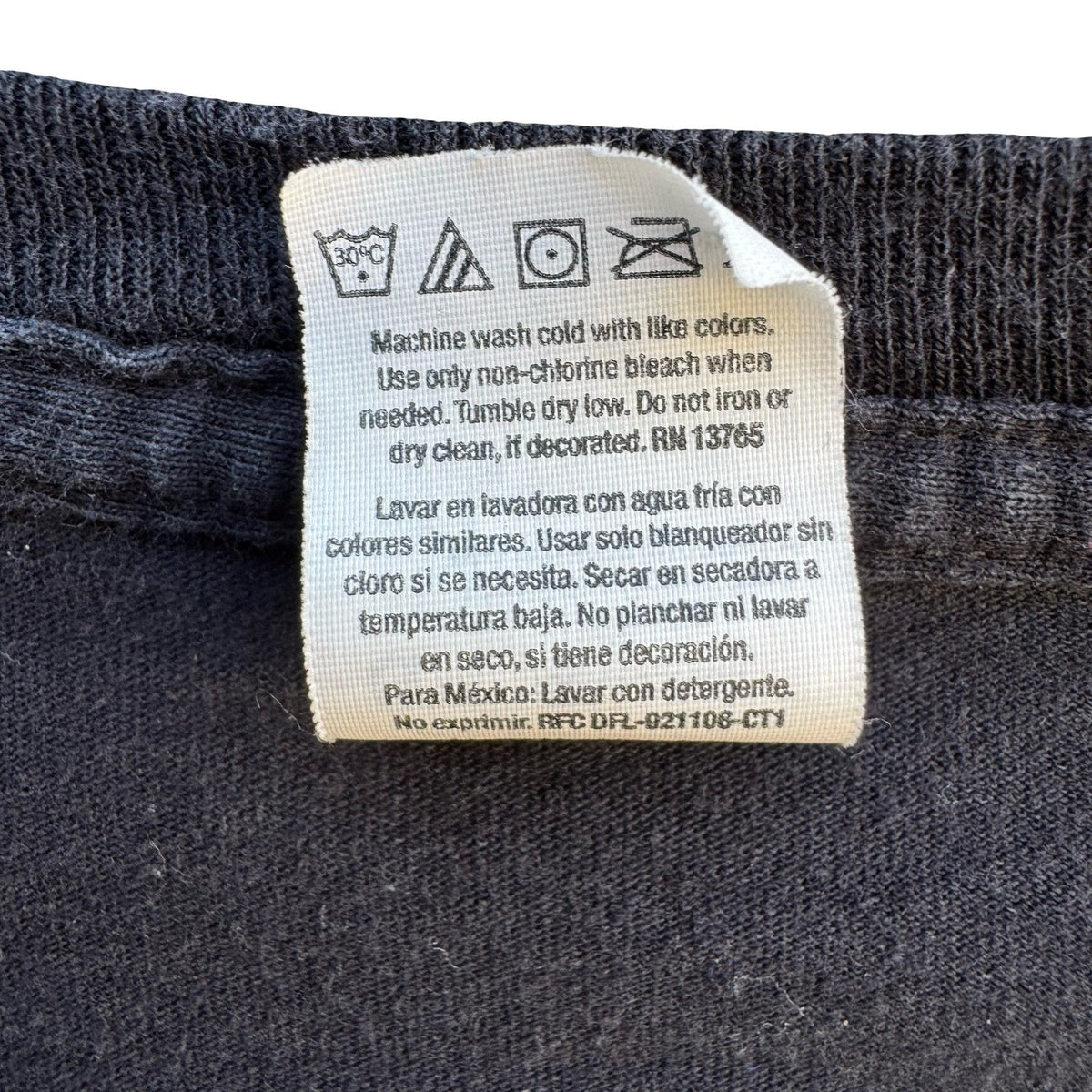 Fruit of the Loom Cyberpunk Techwear Graphic T-Shirt Sci-Fi Space Ship Mens L