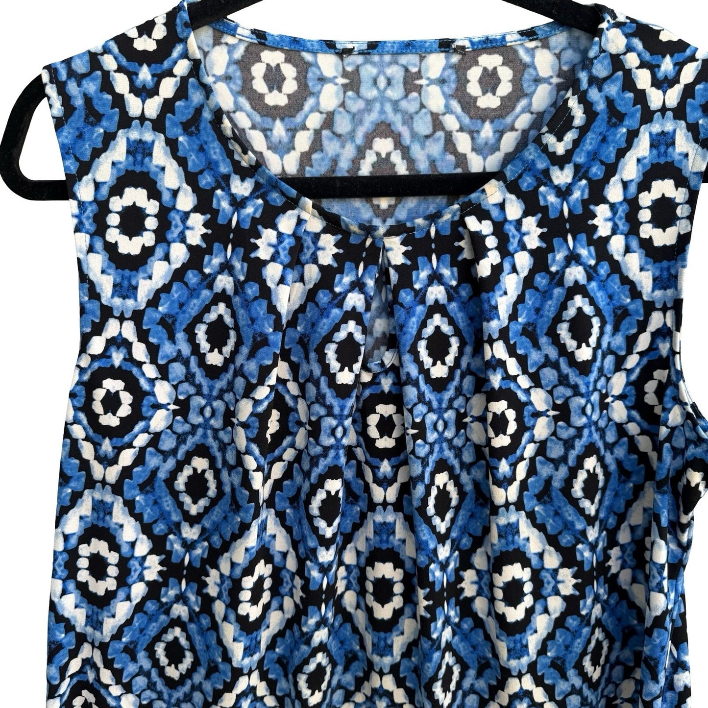 Kasper Careerwear Geometric Ikat Mod Sleeveless Pleated Keyhole Blouse Shell L