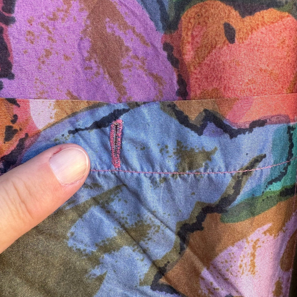 Siltero Vintage 90s Silk Aloha Tropical Eclectic Abstract Watercolor Shirt M