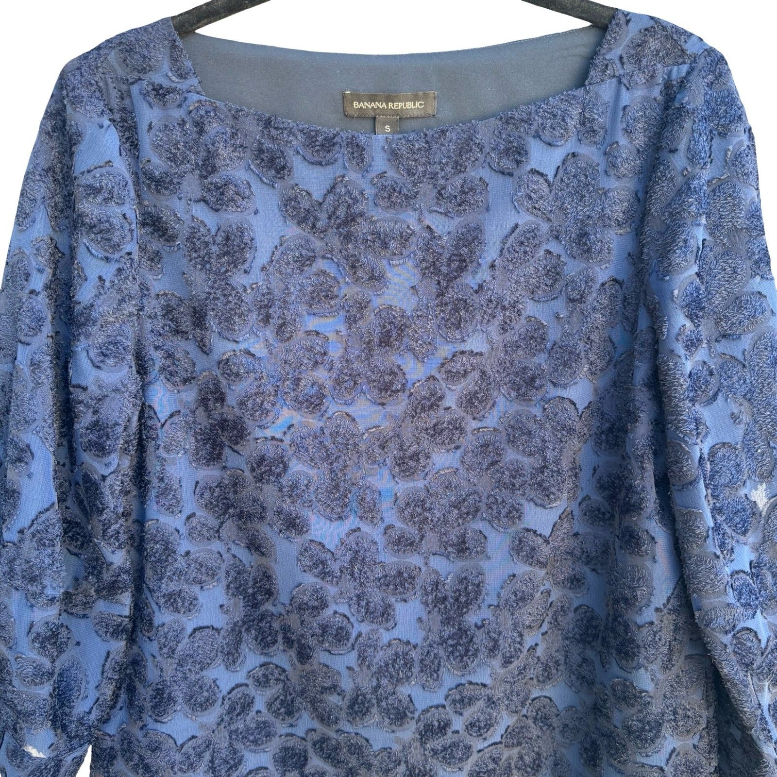 Banana Republic Boho Floral Burnout Boatneck Feminine Sheer Blouse Navy Womens S